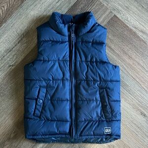 Gap vest